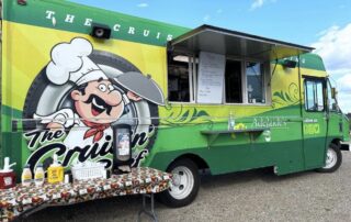 Exterior of Cruisin' Chef Food Truck.